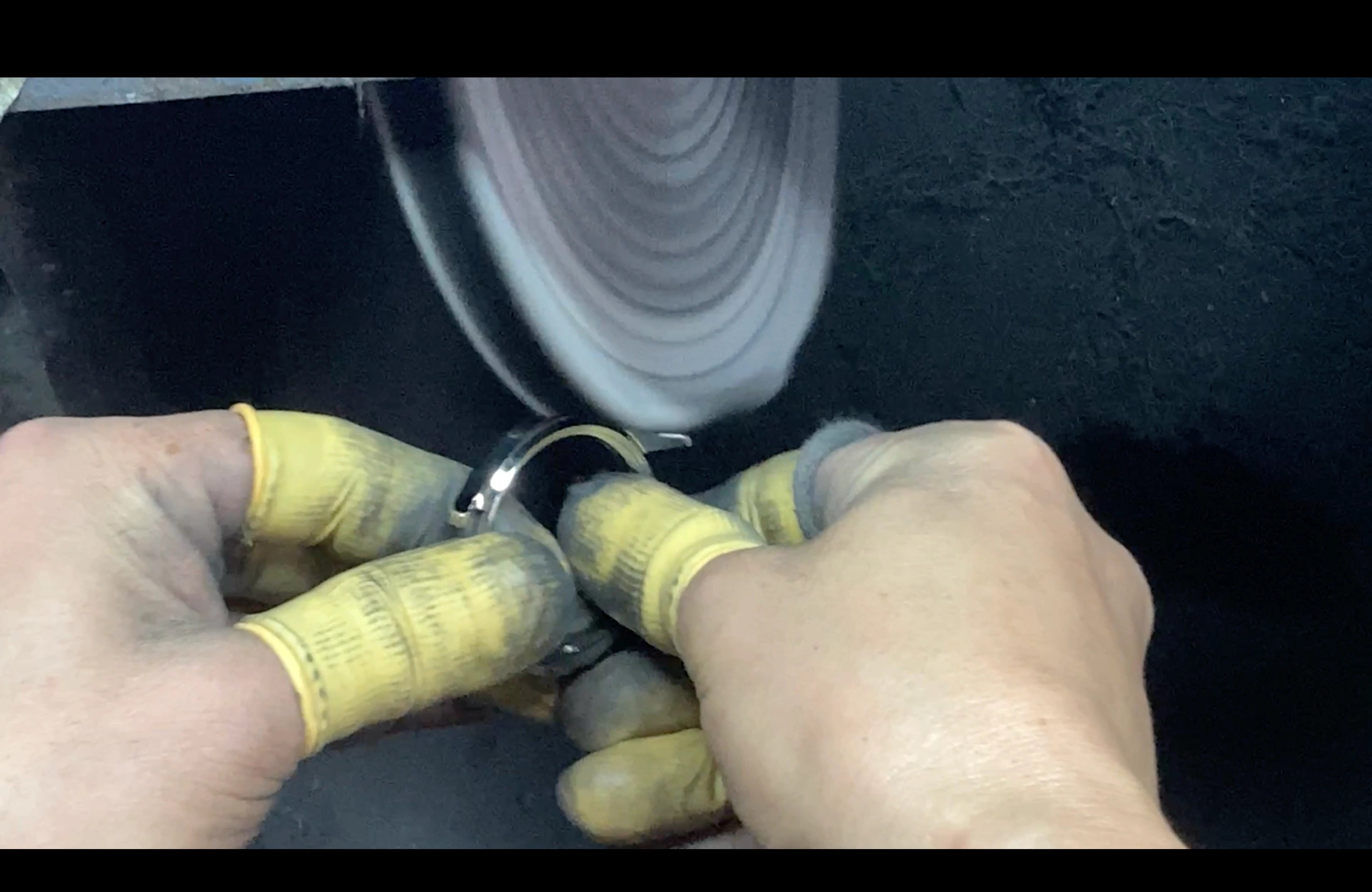 watch case polishing manually watchmaking factory china